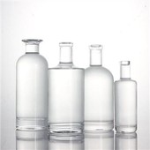 700ml Customized Logo Spirits Glass Bottle